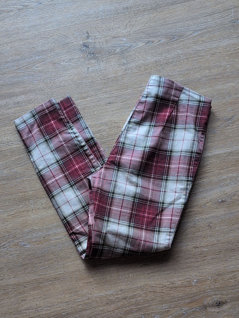 H&M Plaid Pants- Size 8- Red and Cream